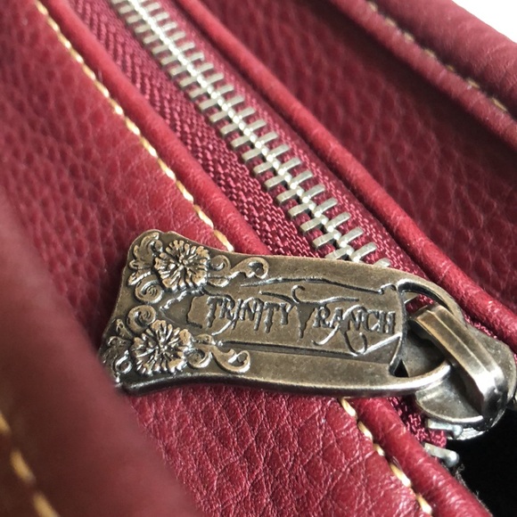 NWT Trinity Ranch Wedtern Tooled Studded Turquoise Shoulder Bag Merlot - Picture 9 of 16